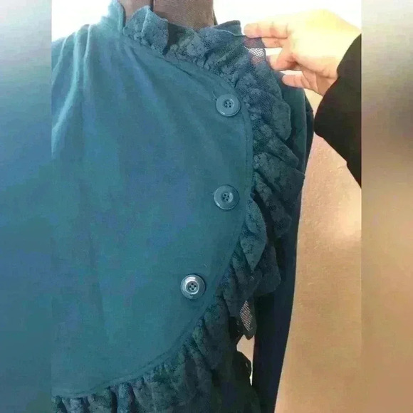Forever 21 dark blue teal? ruffle edges and sleeves sweater Large - Picture 2 of 8